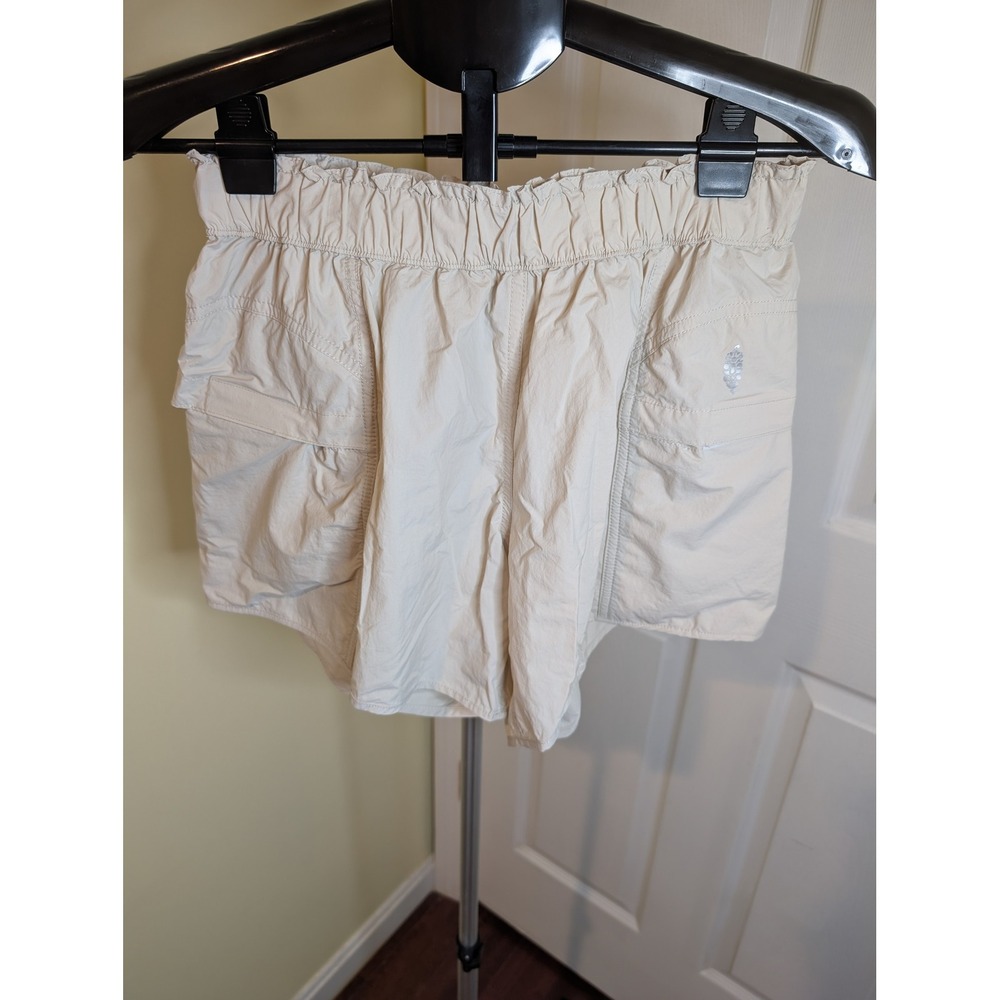 FP Free People In The Wild Shorts Women Small Beige Cargo High Rise Active